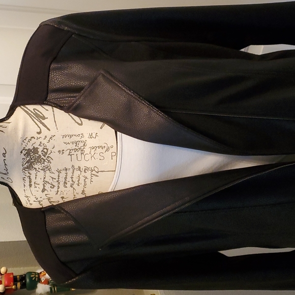 Great jacket - Picture 1 of 5